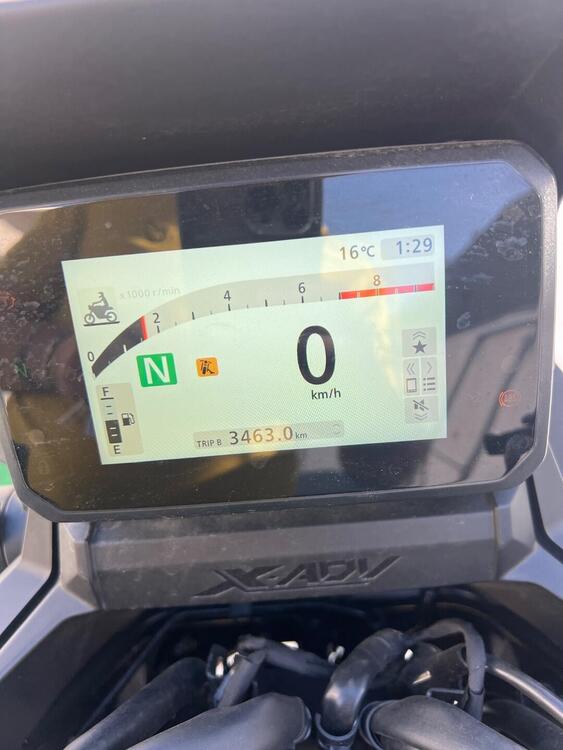 Honda X-ADV 750 Travel (2025) (3)