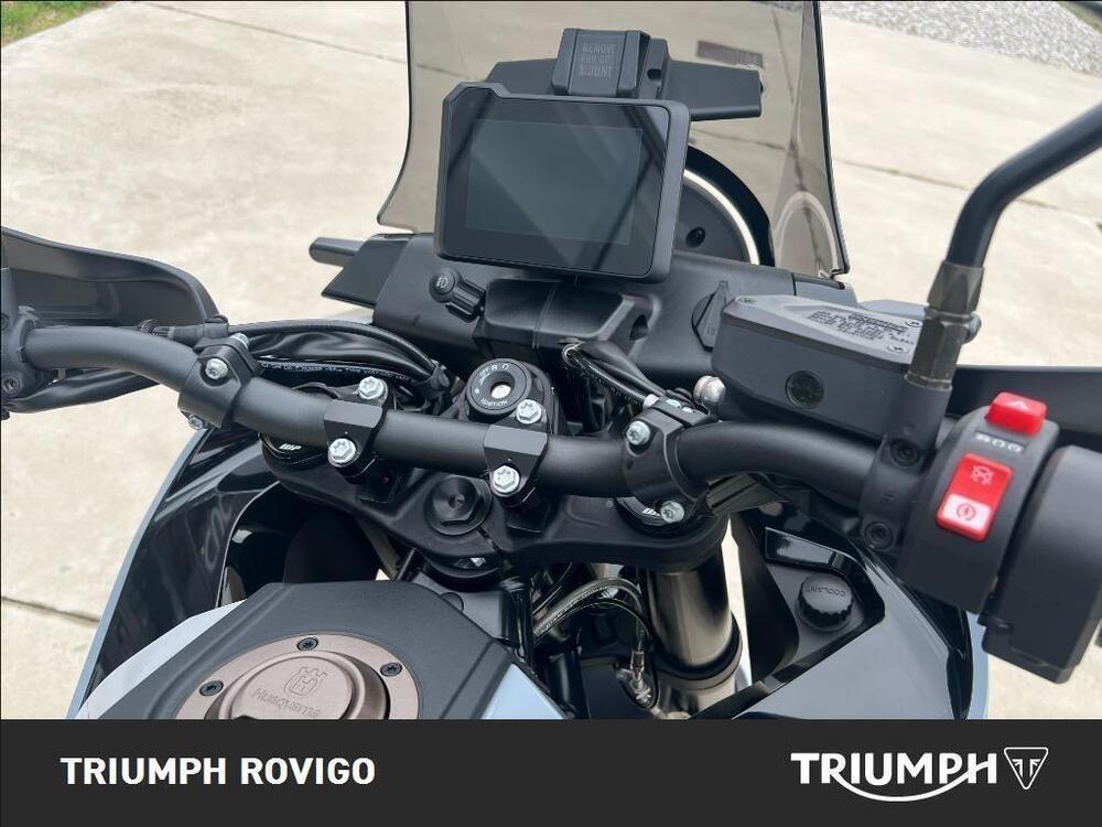 Husqvarna Norden 901 (2022 - 25) (2)