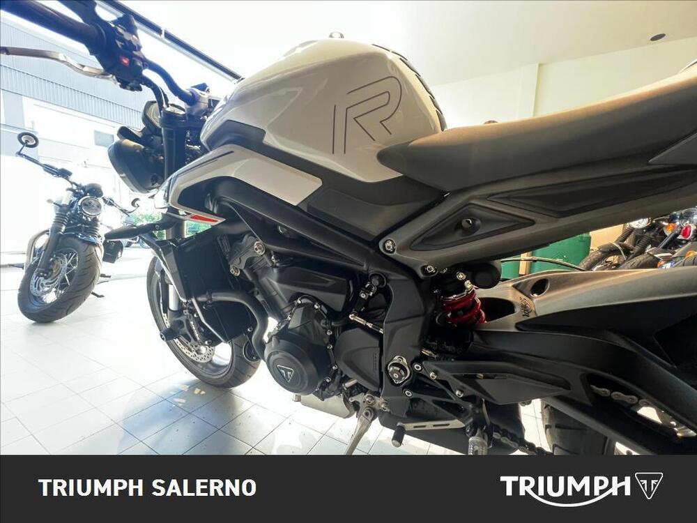 Triumph Street Triple 765 R (2023 - 25) (4)