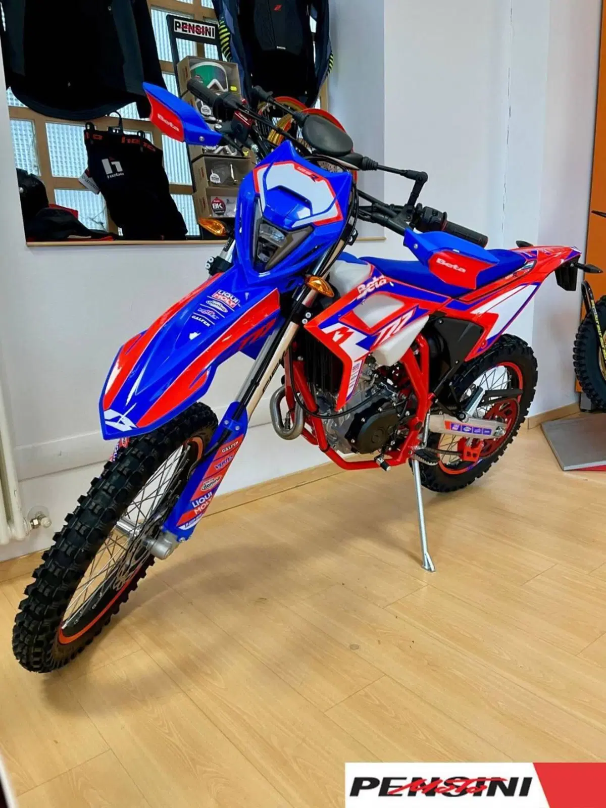 Betamotor RR 125 4T Enduro R (2024 - 26) (3)