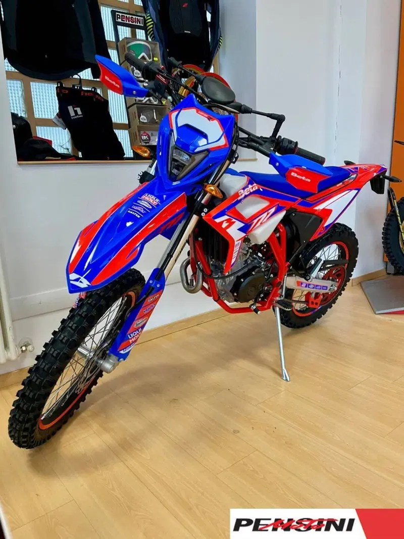 Betamotor RR 125 4T Enduro R (2024 - 26) (3)
