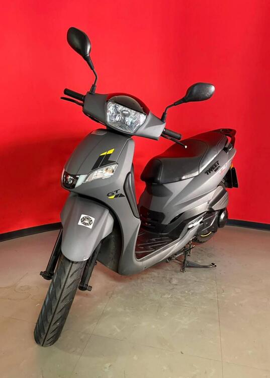 Peugeot Tweet 125i GT (2021 - 25) (4)