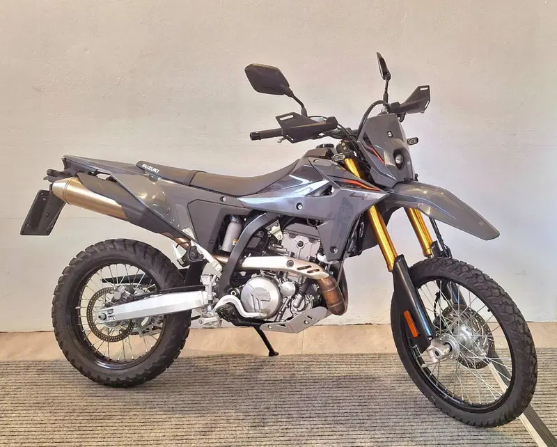 Suzuki DR-Z4S (2025 - 26)