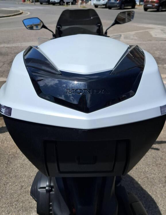 Honda SH 150i (2024 - 25) (4)