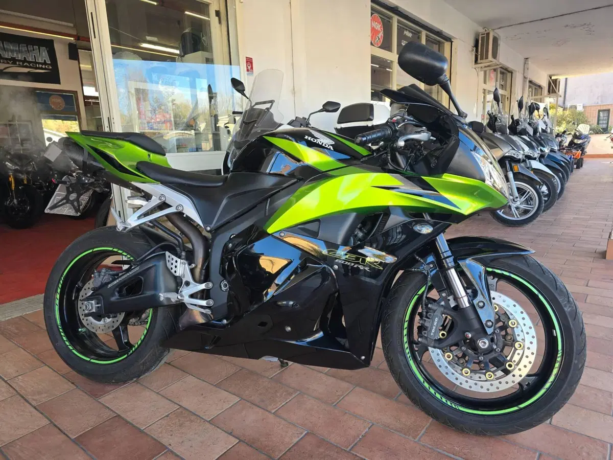 Honda CBR 600 RR (2009 - 12)