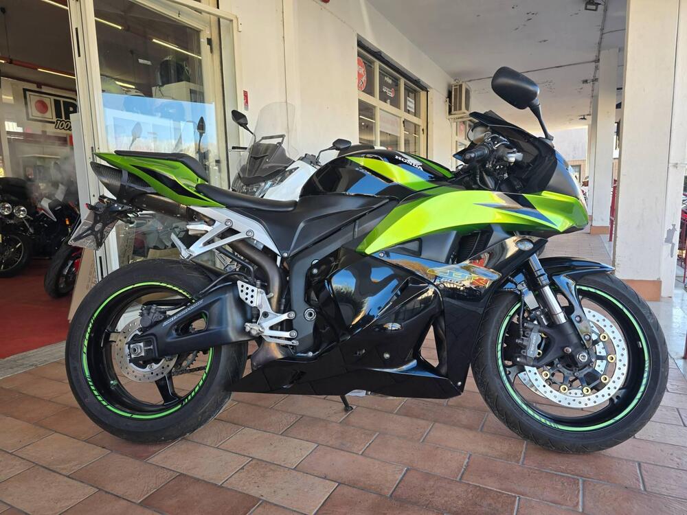 Honda CBR 600 RR (2009 - 12) (3)
