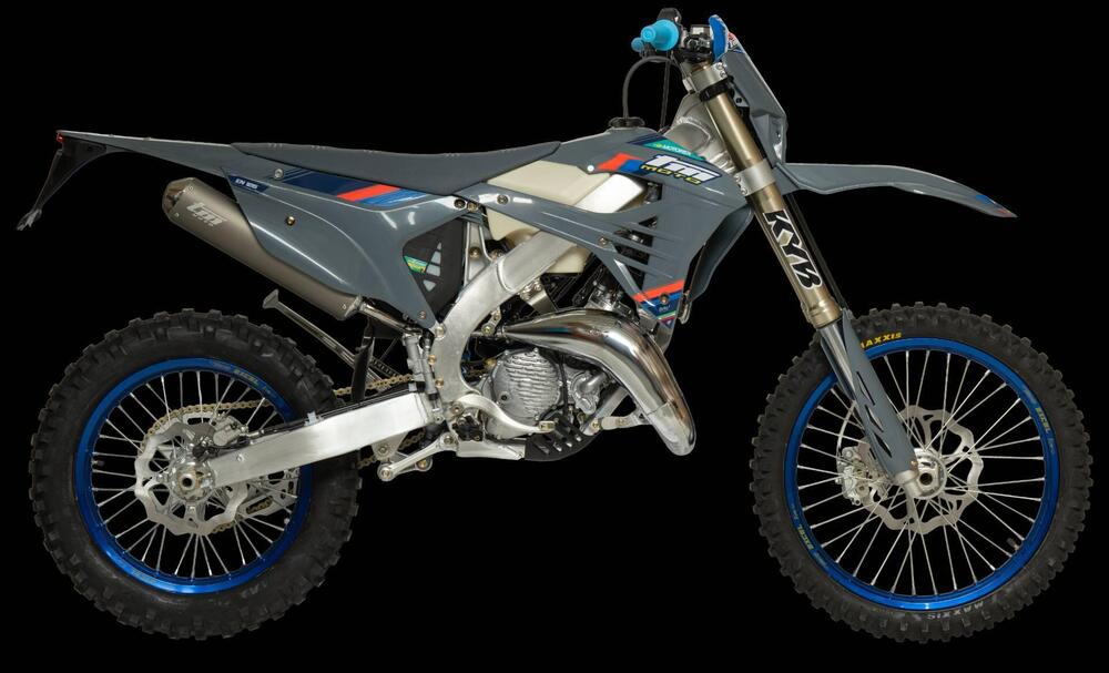 Tm Moto EN 125 ES Fi 2T (2026) (3)