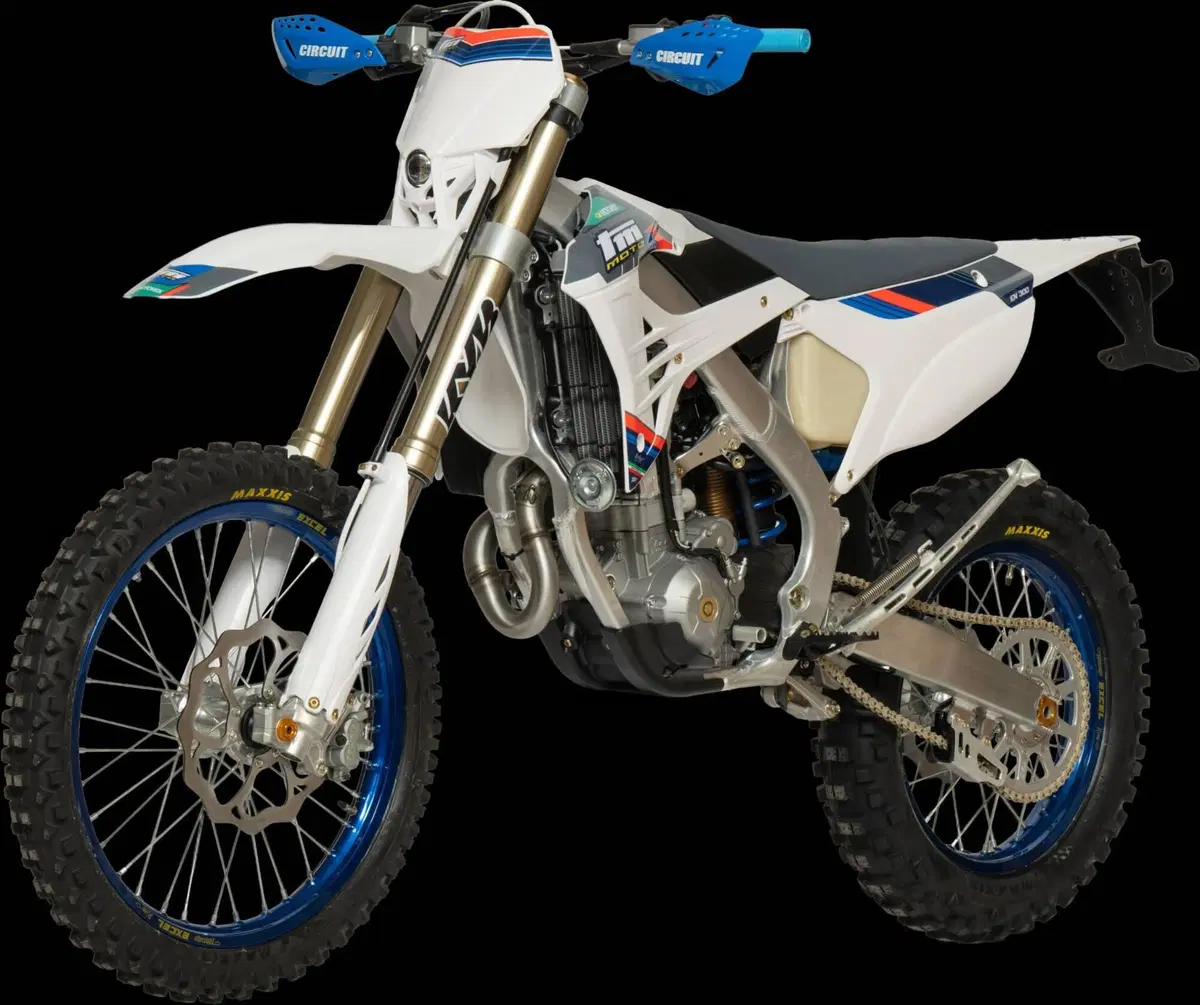 Tm Moto EN 300 ES Fi 4T (2026) (9)