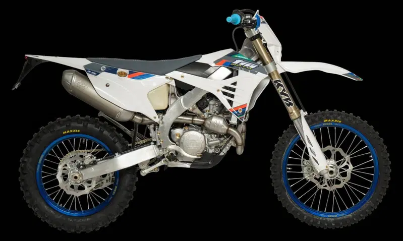 Tm Moto EN 300 ES Fi 4T (2026) (5)