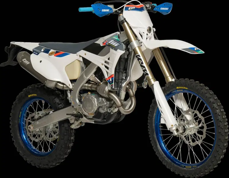 Tm Moto EN 300 ES Fi 4T (2026) (10)