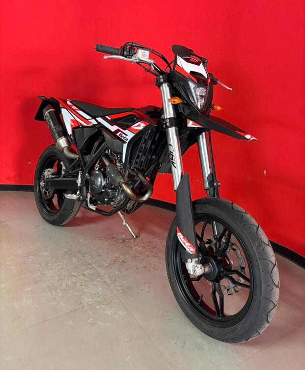 Betamotor RR 125 4T Motard T (2023 - 24) (2)