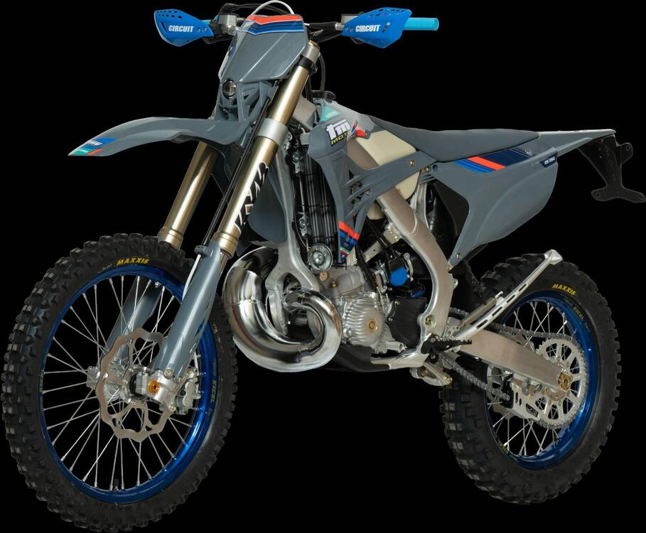 Tm Moto EN 300 Fi ES 2T (2026) (3)