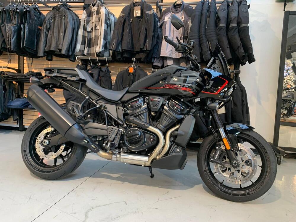 Harley-Davidson Pan America 1250 ST (2025)