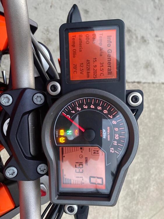 KTM 1290 Super Duke R ABS (2014 - 16) (3)
