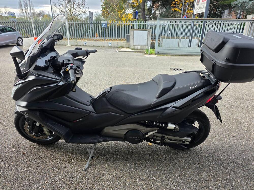 Kymco AK 550 (2017 - 19) (4)