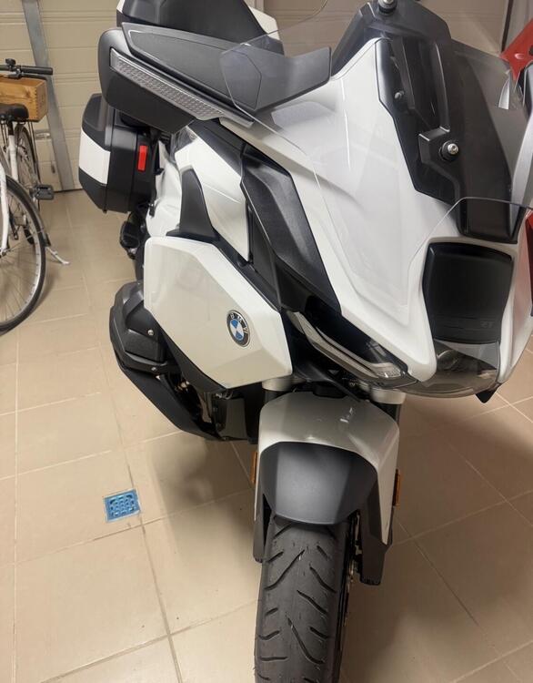 Bmw R 1300 RT (2026) (2)