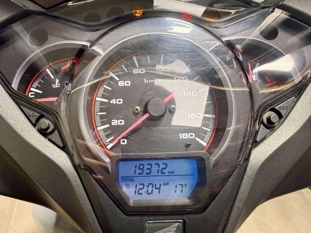 Honda SH 300 i ABS (2016 - 20) (5)