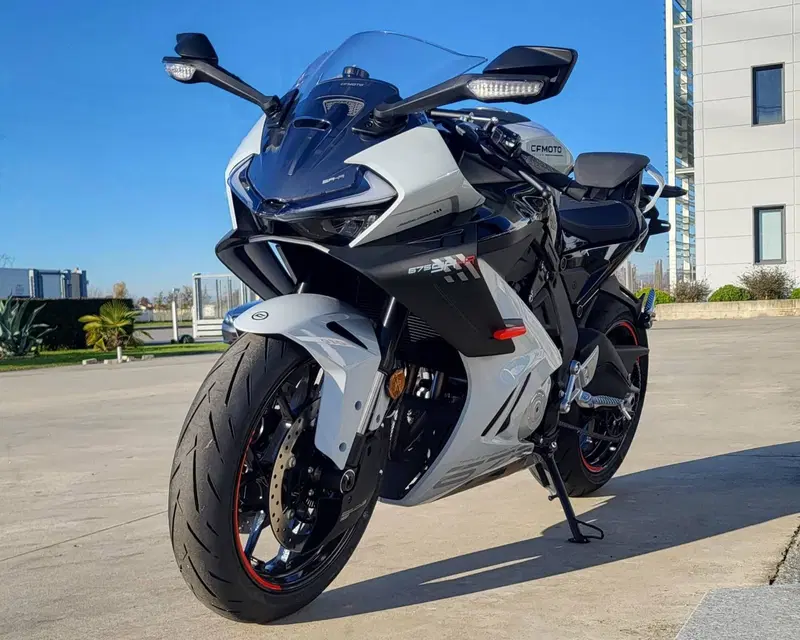 CFMOTO 675SR-R (2025 - 26) (5)
