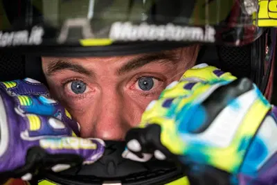 SBK 2025. Alvaro Bautista: "Con Barni avr&ograve; trattamento ufficiale (garantisce Gigi). Zavorra? Penalizza un pilota, non Ducati" [VIDEO]