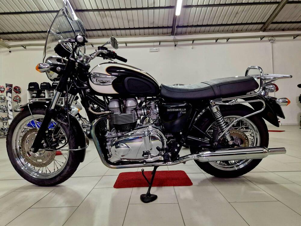 Triumph Bonneville T100 (2001 - 07) (5)