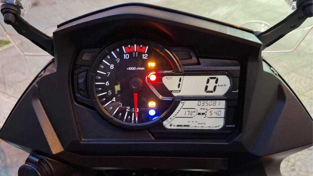 Suzuki V-Strom 650 (2021 - 25) (3)
