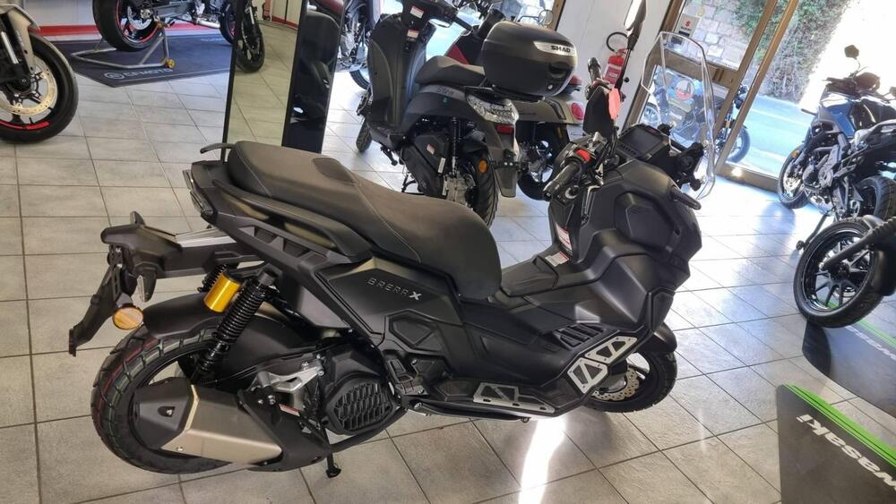 Kl Brera X 125 (2025) (4)