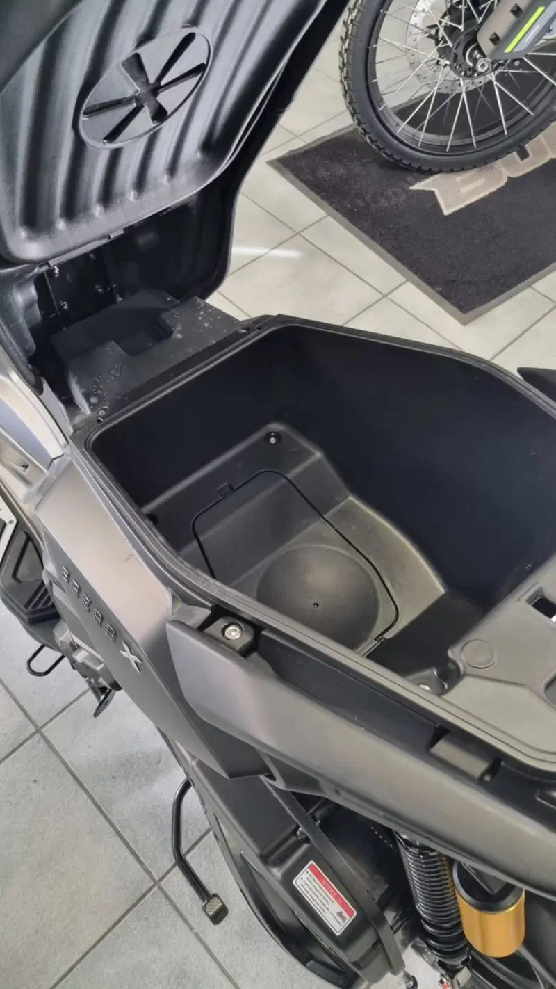 Kl Brera X 125 (2025 - 26) (5)