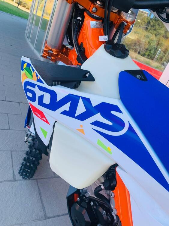 KTM 350 EXC-F 6Days (2026) (4)