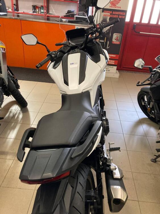 Honda NC 750 X DCT (2025) (3)