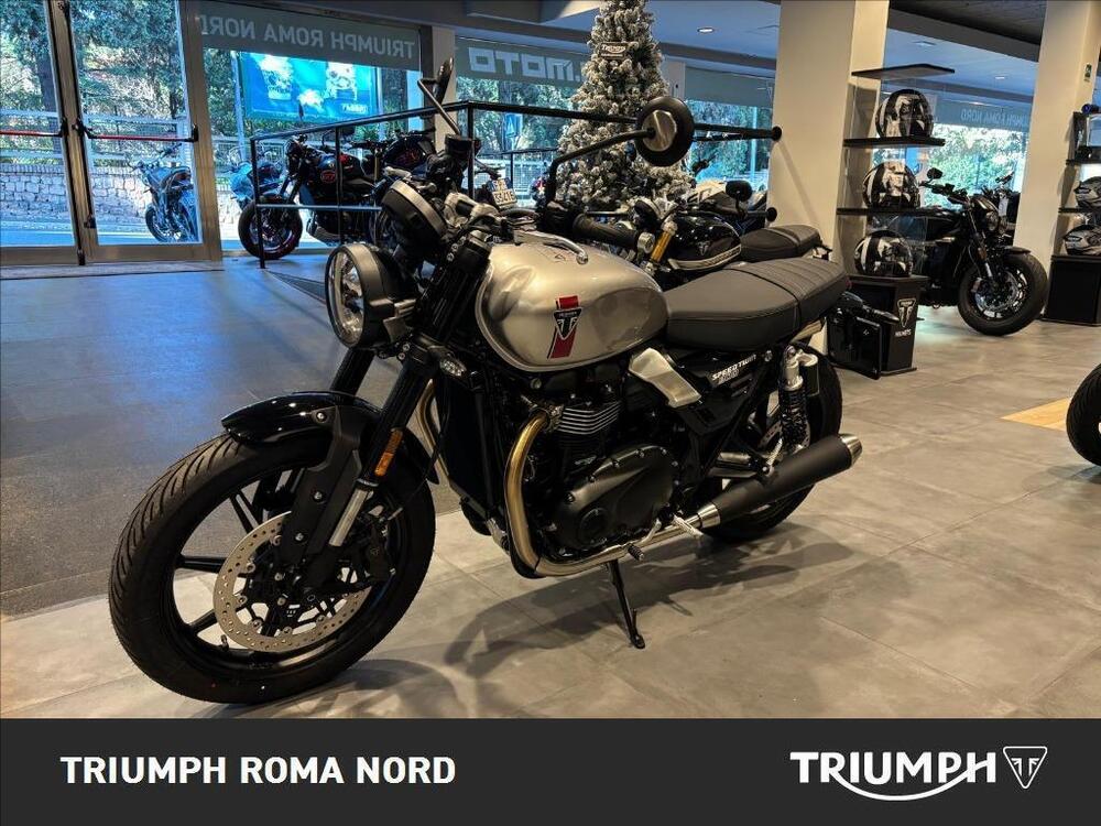 Triumph Speed Twin 900 (2025) (2)