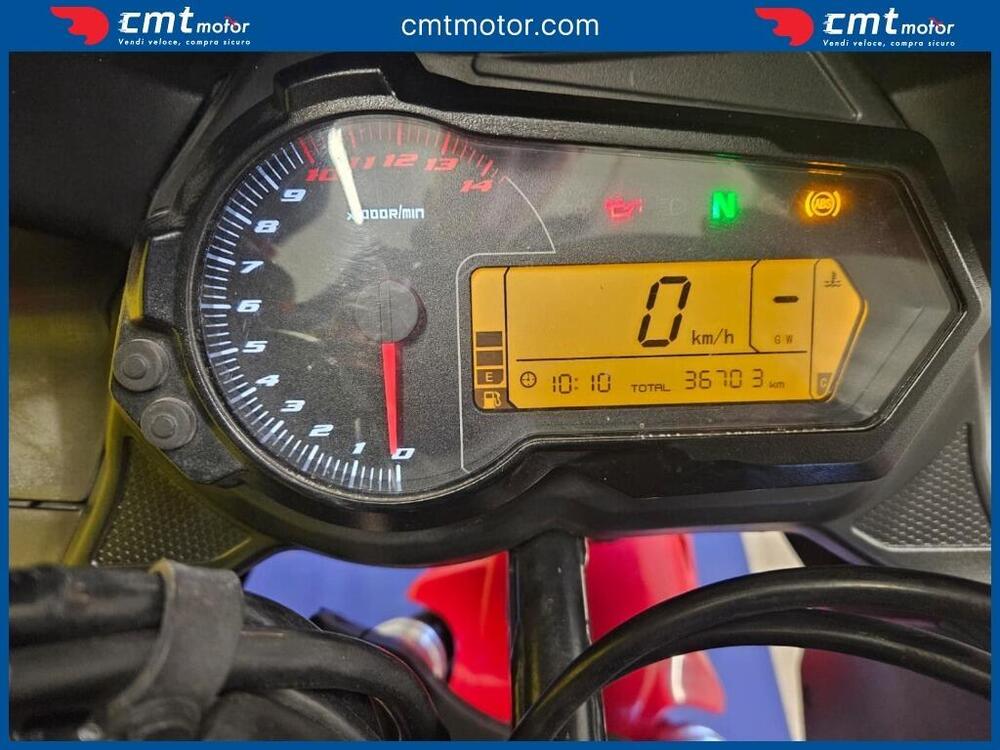 Benelli BN 302 R (2017 - 20) (5)