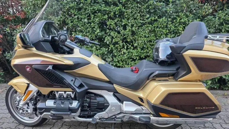 Honda Gold Wing Tour 50&deg; Anniversario: l'usato del giorno di Moto.it [GALLERY]