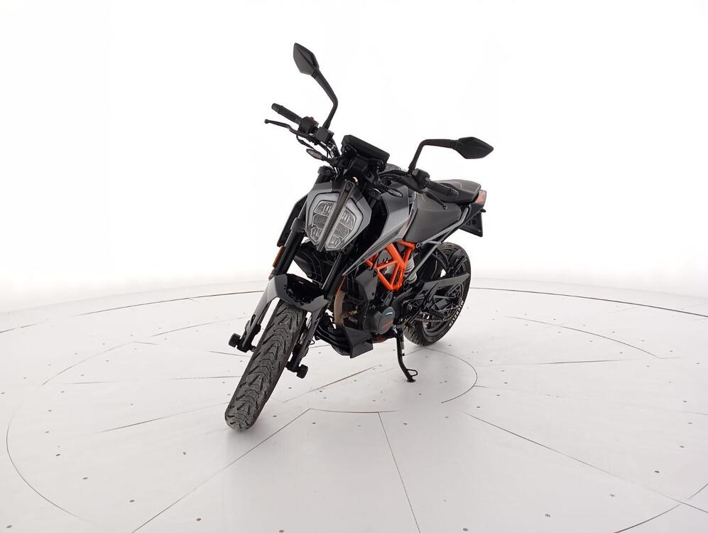 KTM 125 Duke (2021 - 23)