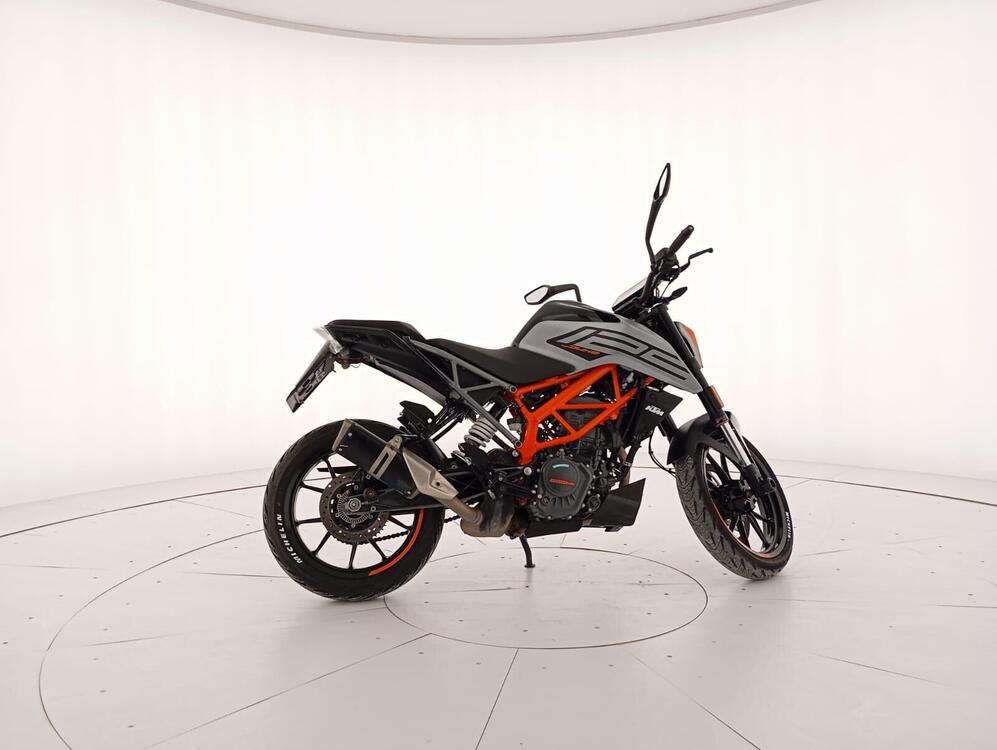 KTM 125 Duke (2021 - 23) (2)