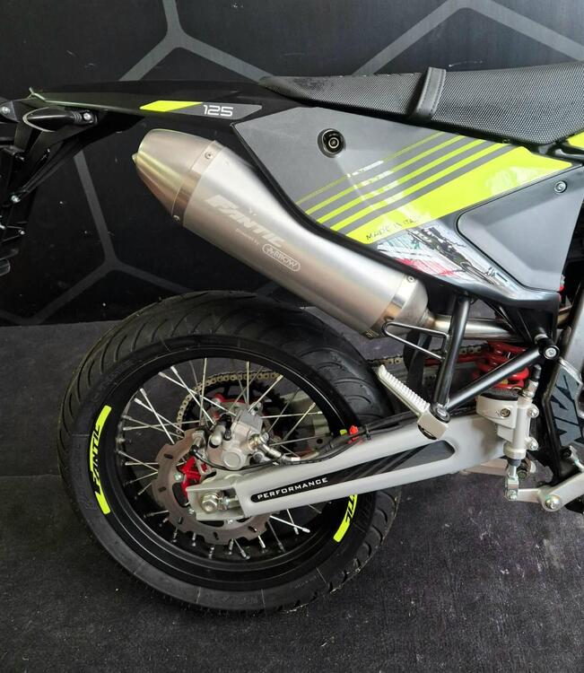 Fantic Motor XMF 125 Motard Performance 4T (2023 - 24) (5)