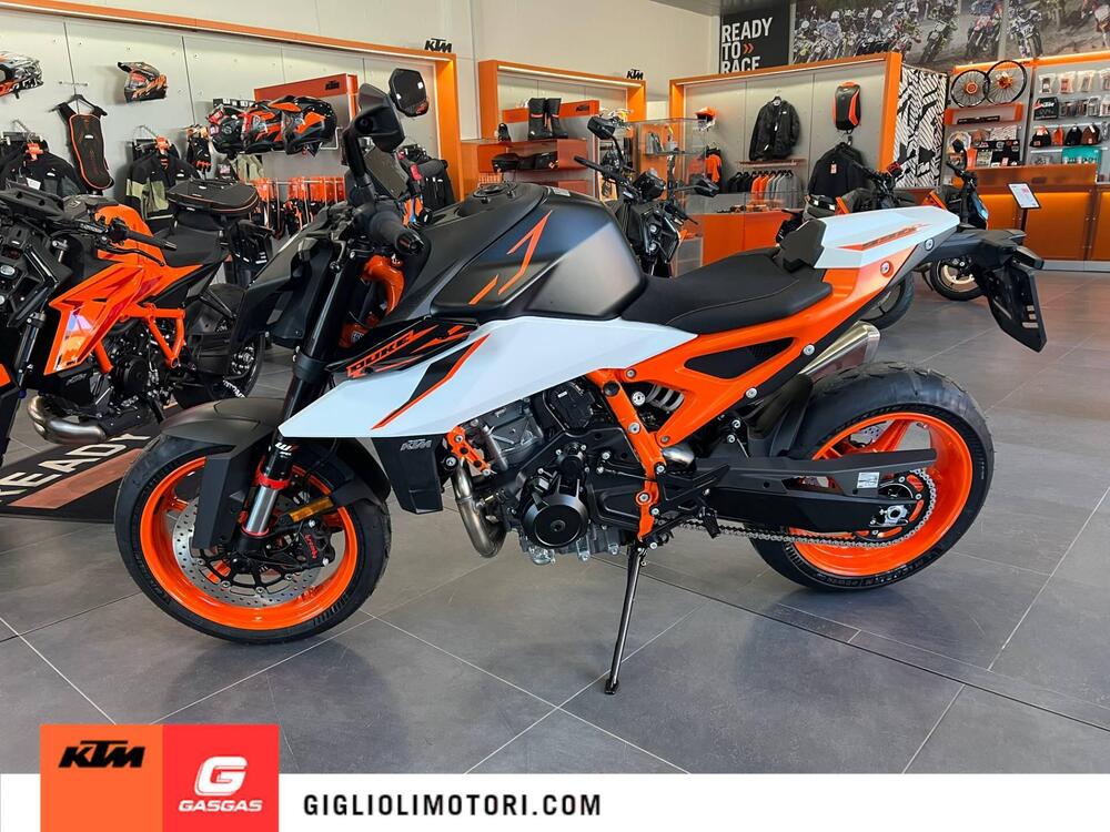 KTM 990 Duke R (2026) (3)