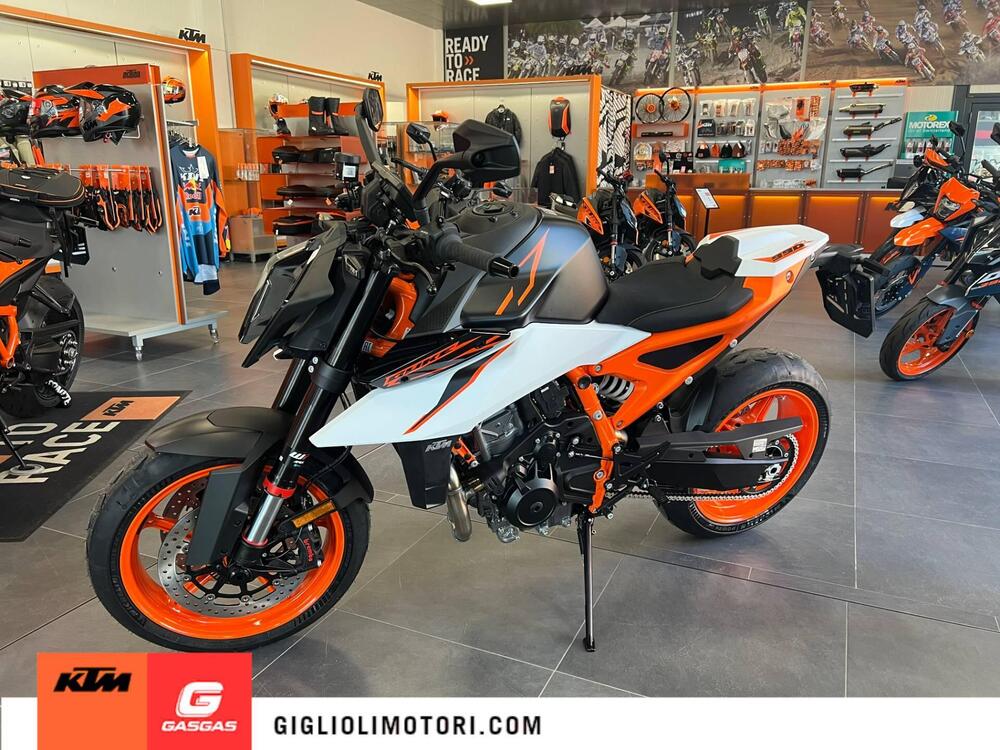 KTM 990 Duke R (2026) (4)