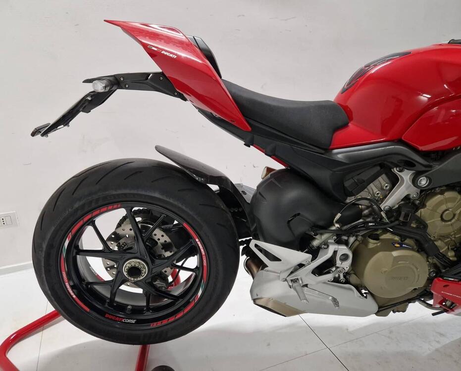 Ducati Streetfighter V4 1100 (2021 - 22) (4)