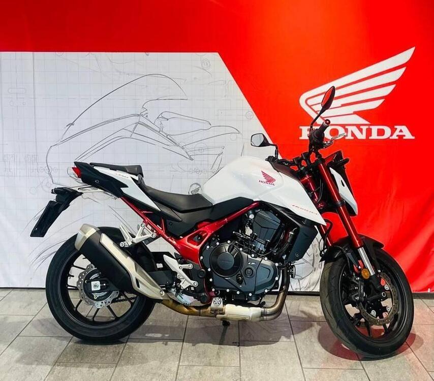 Honda CB 750 Hornet (2023 - 24)