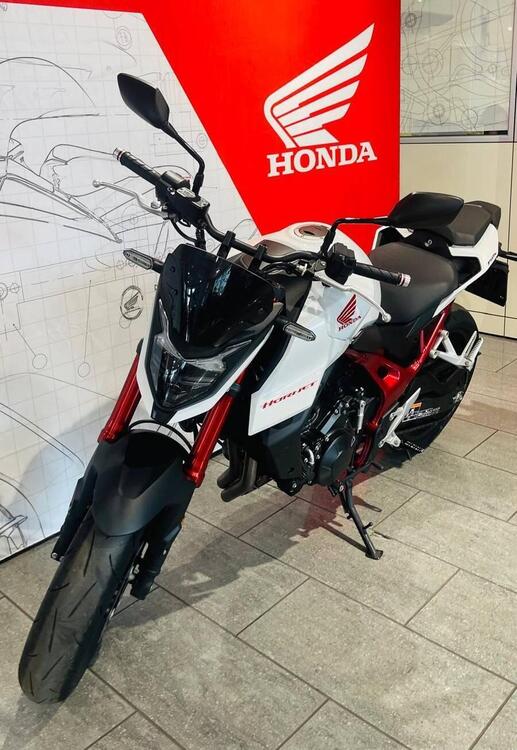 Honda CB 750 Hornet (2023 - 24) (4)