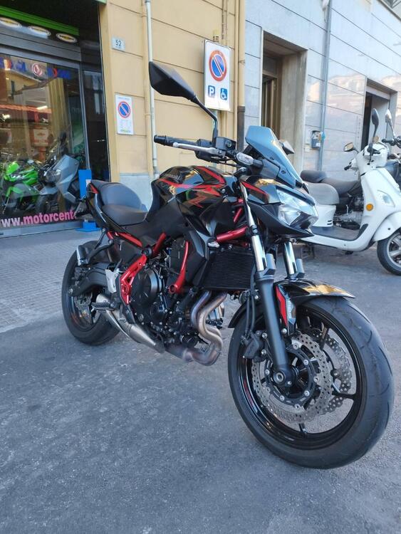 Kawasaki Z 650 (2025 - 26) (3)