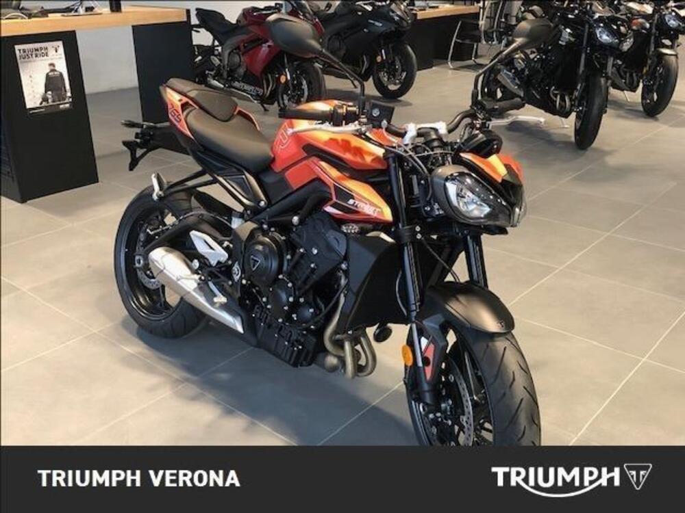 Triumph Street Triple 765 R (2023 - 25) (2)