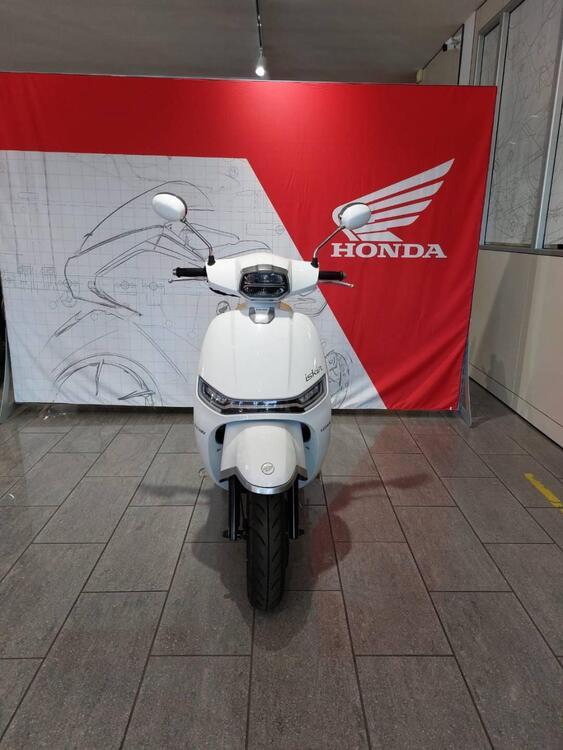 Keeway Motor Iskia 125 (2023 - 25) (3)