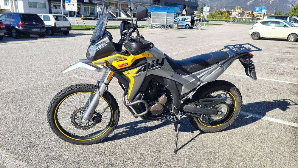 Voge 300 GY Rally (2022) (2)