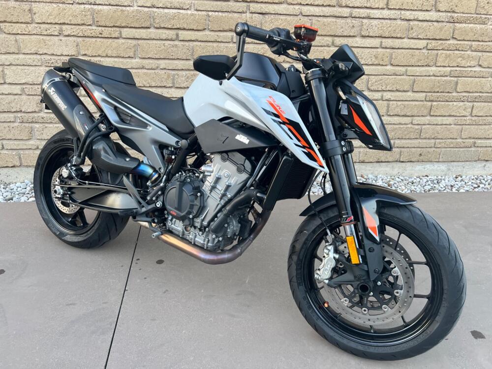 KTM 790 Duke L (2023 - 24)