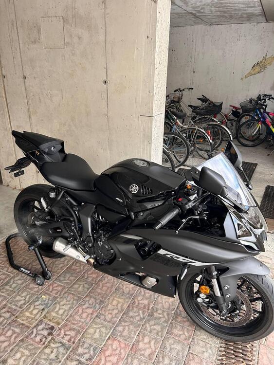 Yamaha YZF R7 (2021 - 25) (2)