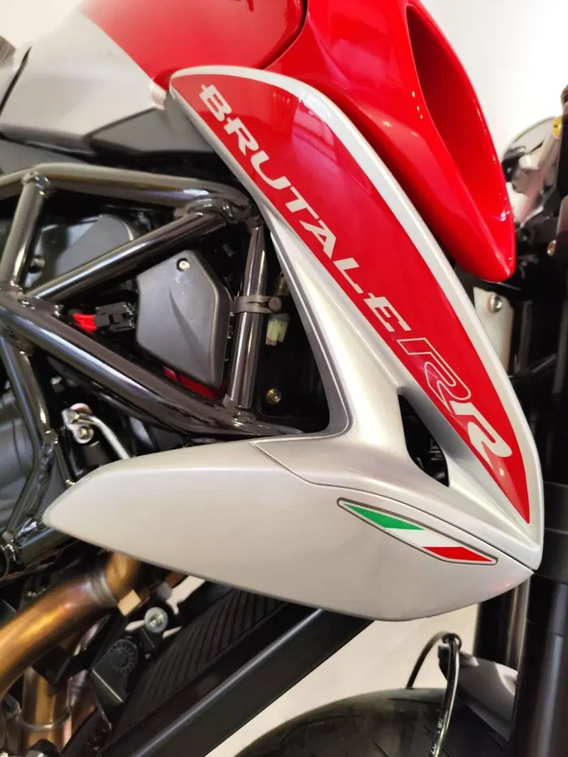 MV Agusta Brutale 801 RR Ottantesimo (2025 - 26) (15)