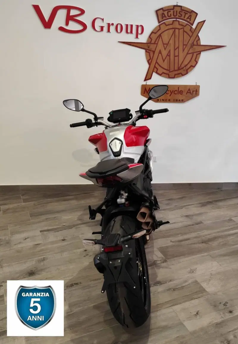 MV Agusta Brutale 801 RR Ottantesimo (2025 - 26) (6)