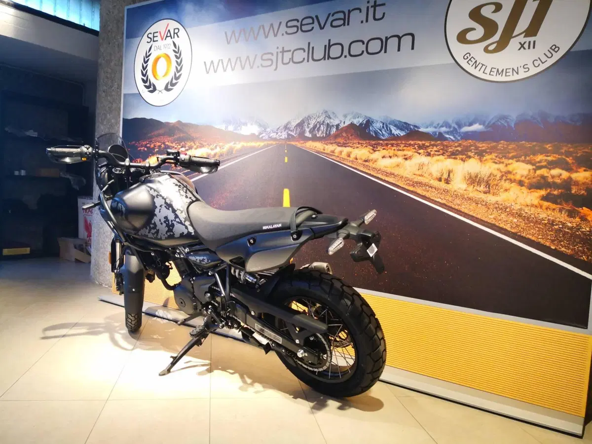 Royal Enfield Himalayan 450 Mana Black (2026) (8)