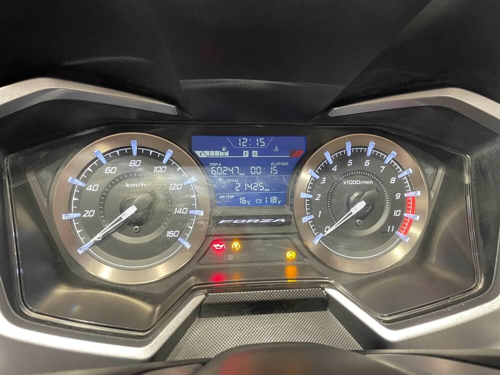 Honda Forza 350 Deluxe (2022 - 24) (4)